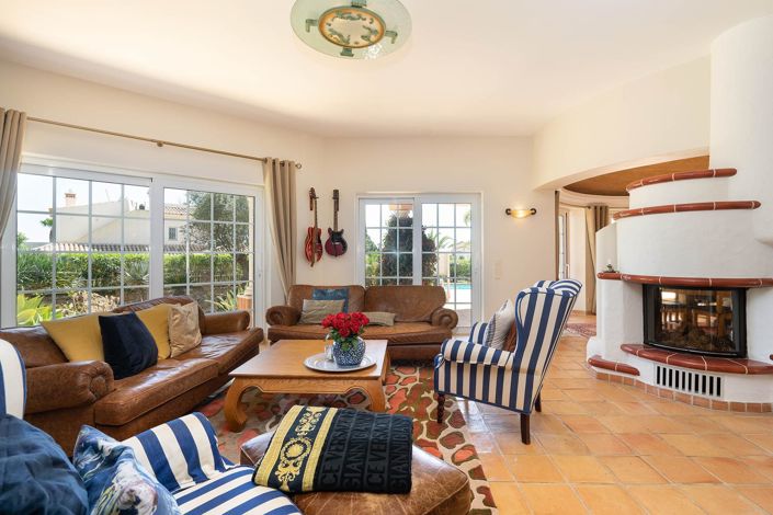 Image No.5-3 Bed House for sale