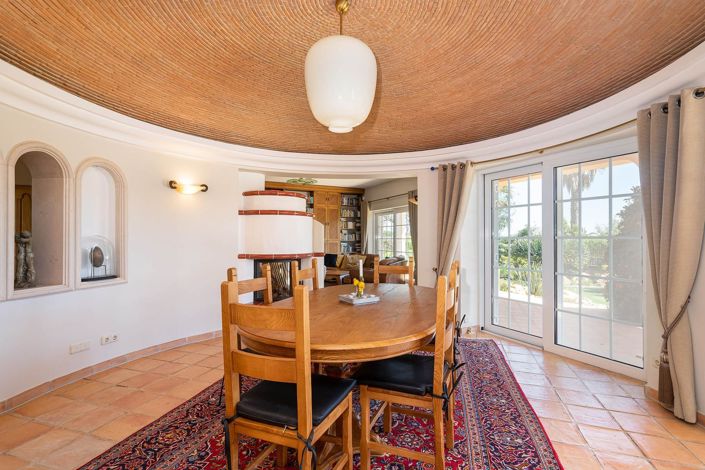 Image No.9-3 Bed House for sale