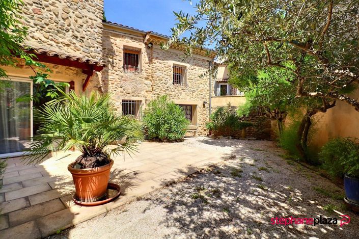 Image No.1-3 Bed House for sale