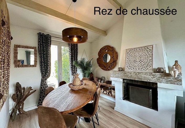 Image No.1-4 Bed House for sale