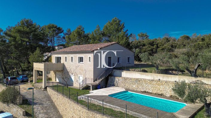 Image No.1-4 Bed House for sale