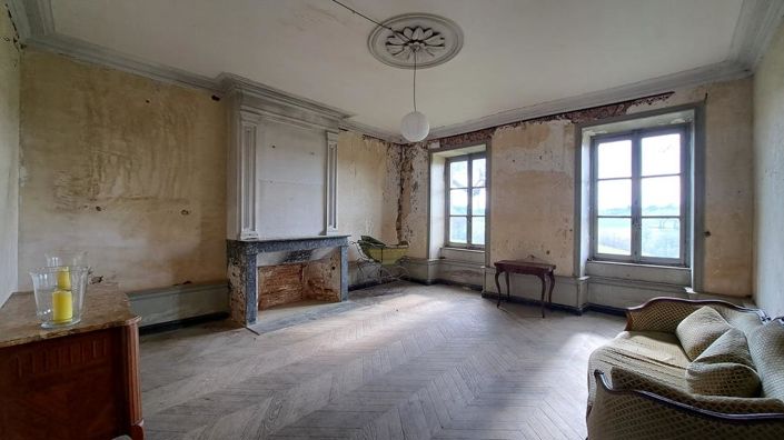 Image No.10-6 Bed House for sale