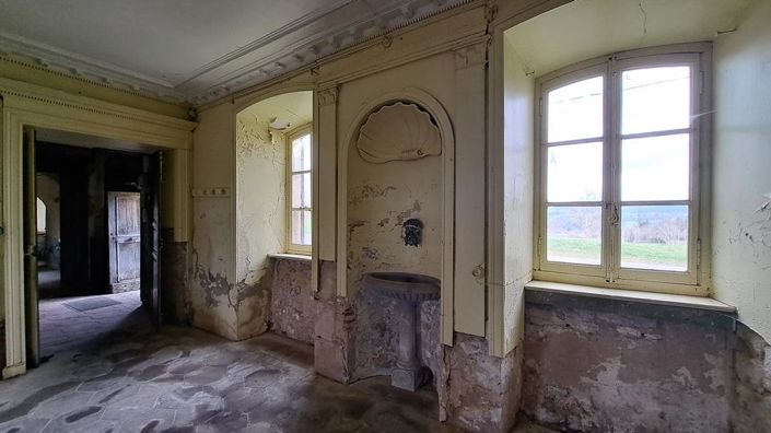 Image No.12-6 Bed House for sale