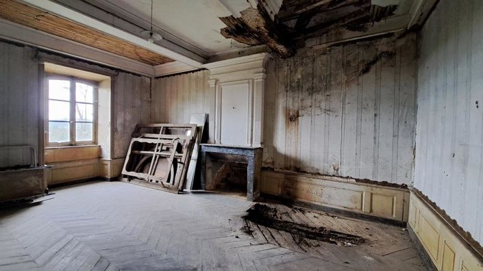 Image No.15-6 Bed House for sale