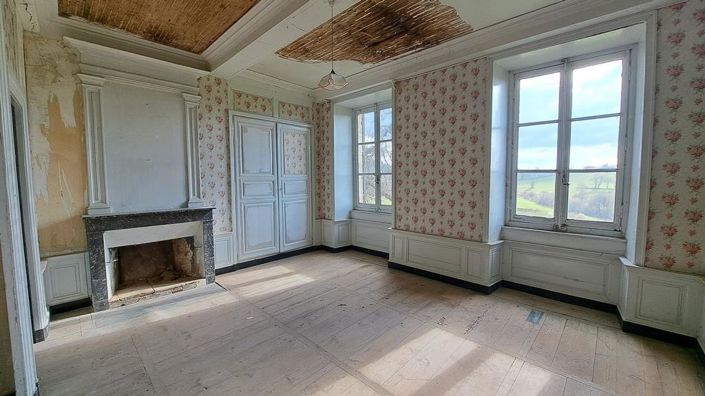 Image No.16-6 Bed House for sale