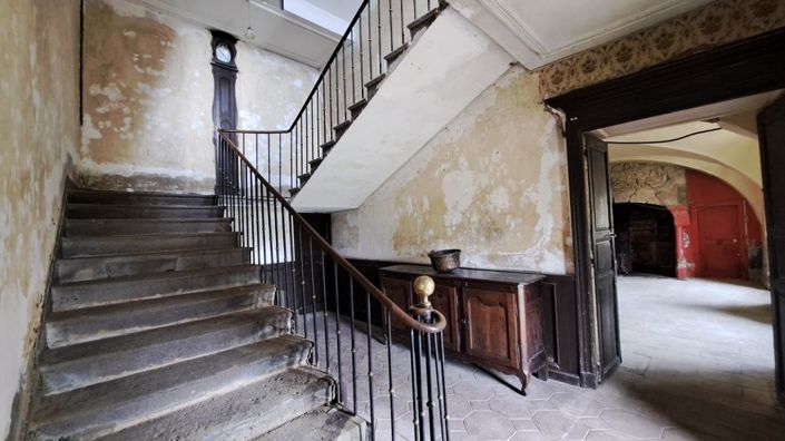 Image No.6-6 Bed House for sale