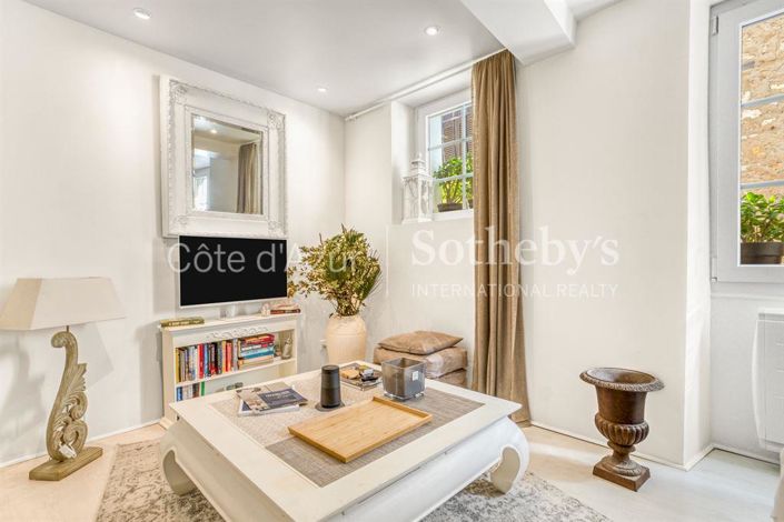 Image No.5-3 Bed Property for sale