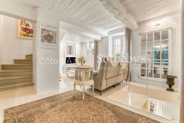 Image No.6-3 Bed Property for sale