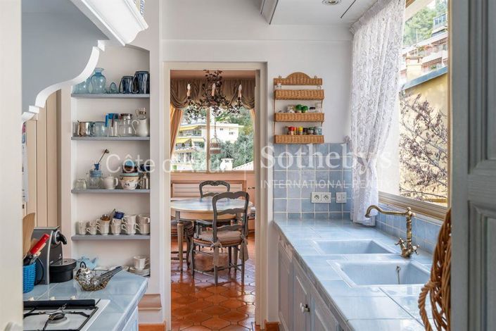 Image No.12-3 Bed Apartment for sale