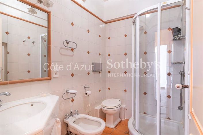 Image No.13-3 Bed Apartment for sale