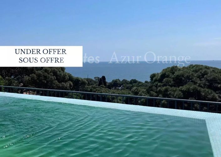 Image No.1-5 Bed House for sale