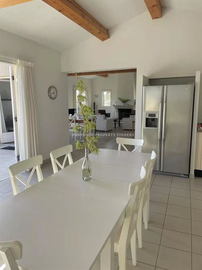 Image No.20-4 Bed House for sale