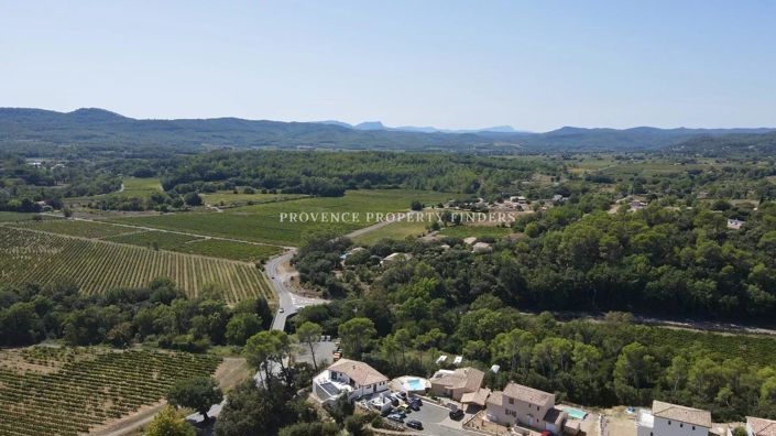 Image No.26-4 Bed House for sale