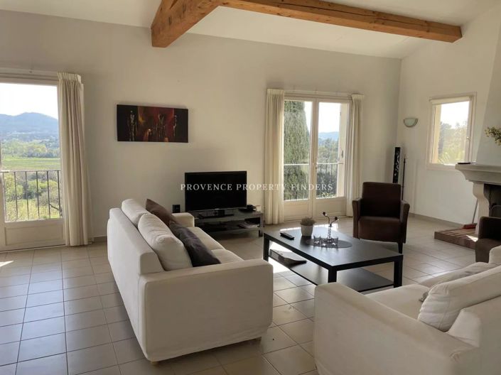 Image No.6-4 Bed House for sale