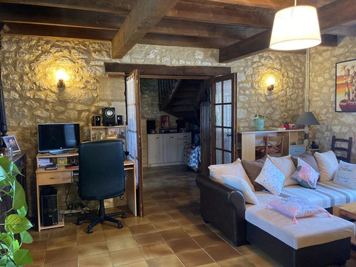 Image No.6-5 Bed House for sale