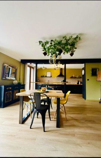 Image No.1-5 Bed Apartment for sale
