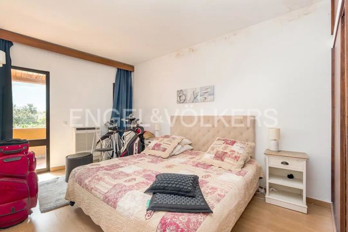 Image No.36-7 Bed House for sale
