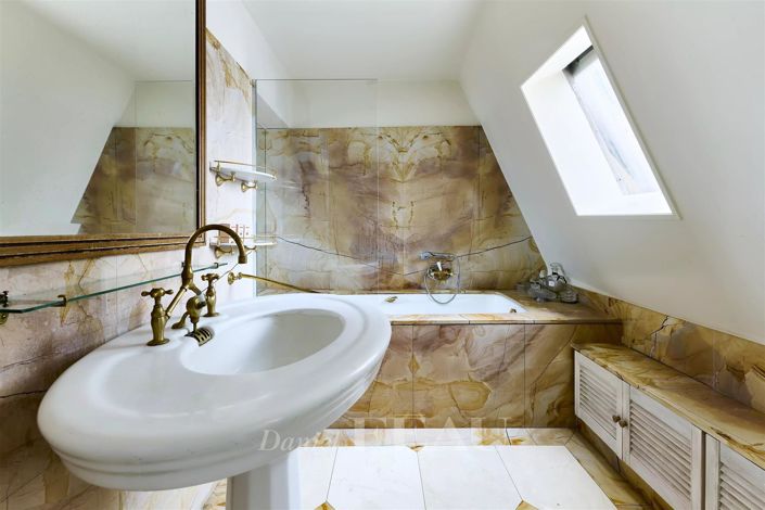 Image No.10-Appartement de 2 chambres à vendre à Paris