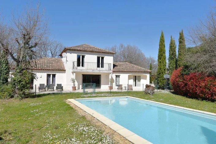 Image No.1-4 Bed House for sale