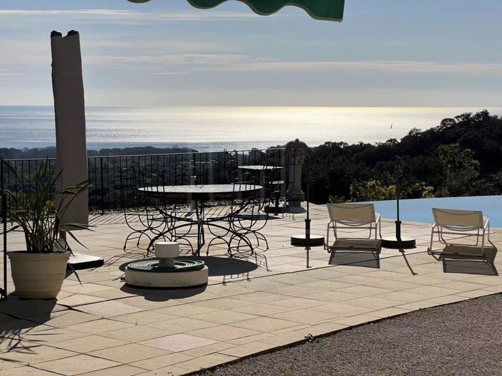 Image No.5-4 Bed House for sale