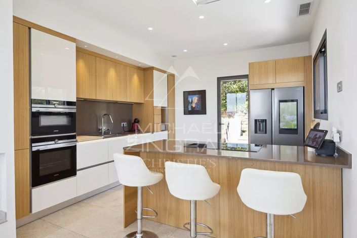 Image No.5-3 Bed House for sale