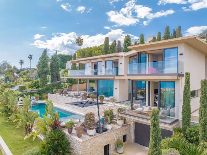 Image No.15-5 Bed House for sale