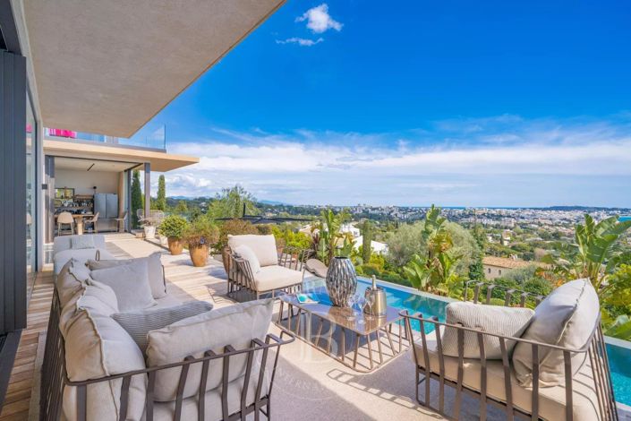 Image No.27-5 Bed House for sale