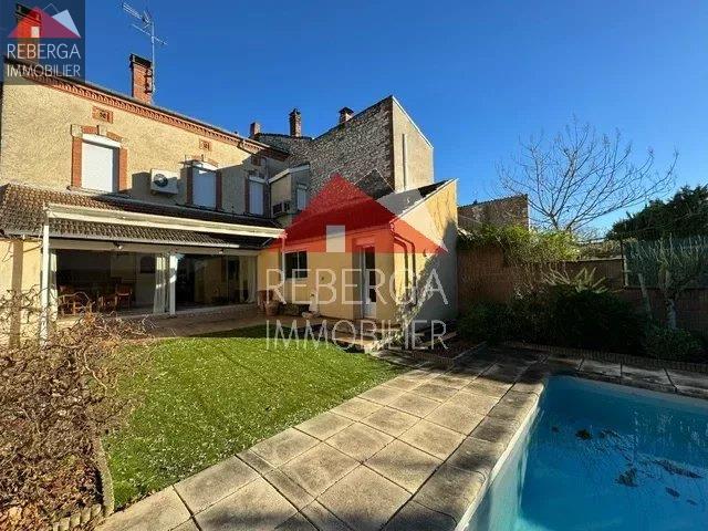 Image No.1-5 Bed House for sale
