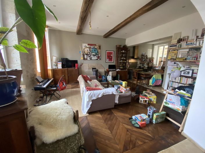 Image No.3-4 Bed House for sale