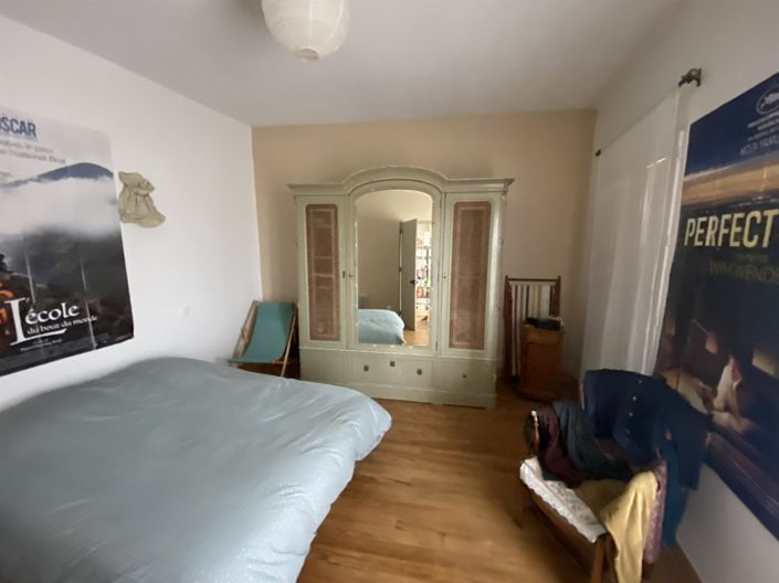 Image No.8-4 Bed House for sale