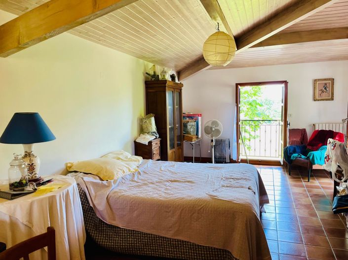 Image No.10-5 Bed House for sale