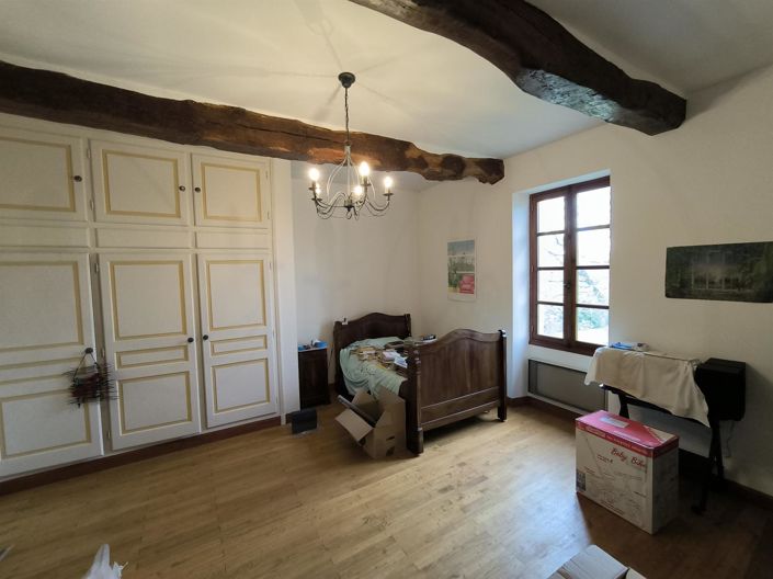 Image No.11-5 Bed House for sale