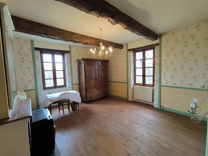 Image No.9-5 Bed House for sale