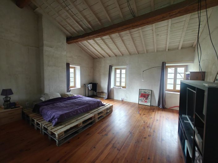 Image No.9-3 Bed House for sale