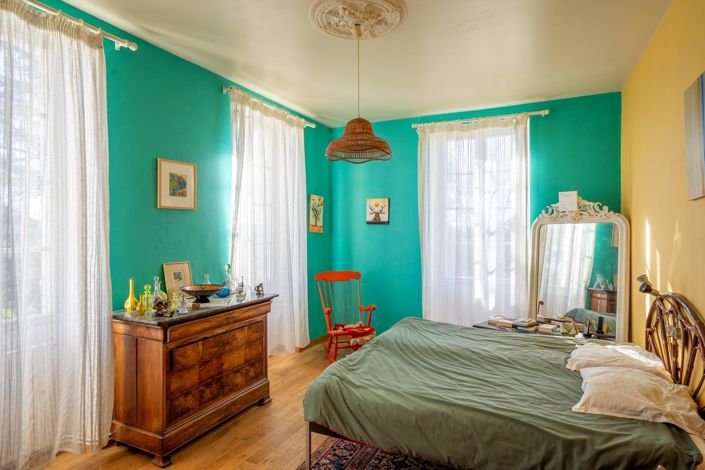 Image No.14-6 Bed House for sale