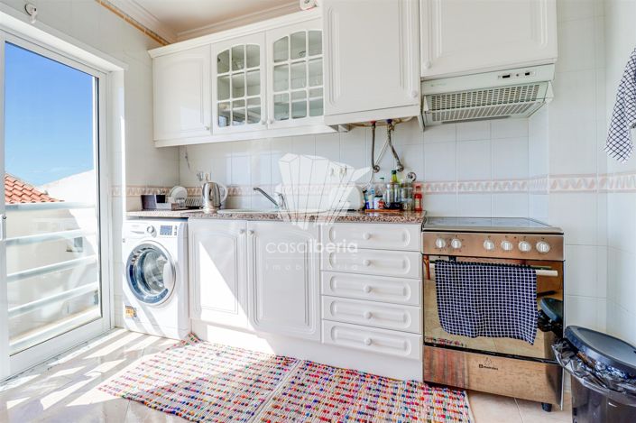 Image No.24-2 Bed Apartment for sale