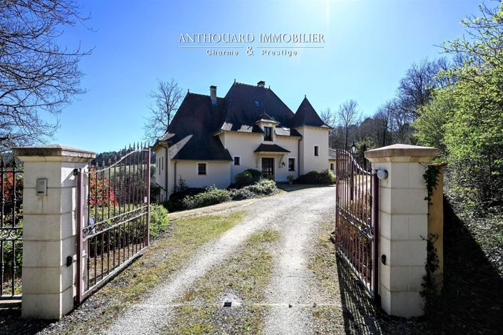 Image No.1-6 Bed House for sale