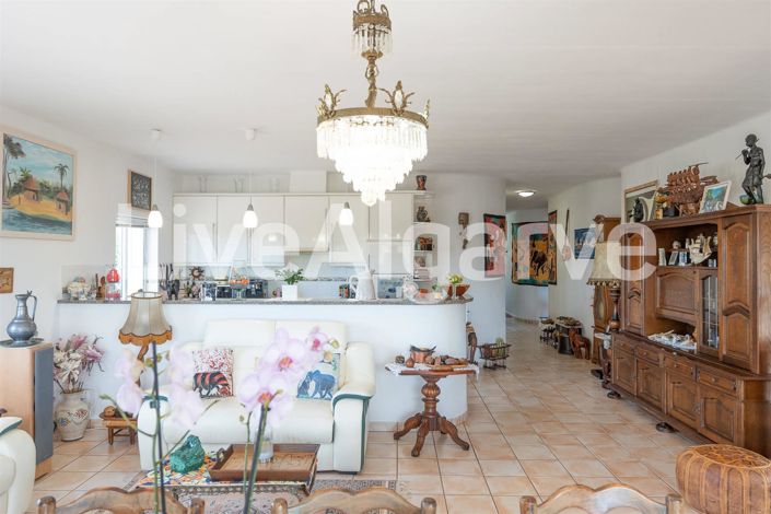 Image No.17-Maison de 4 chambres à vendre à Lagos