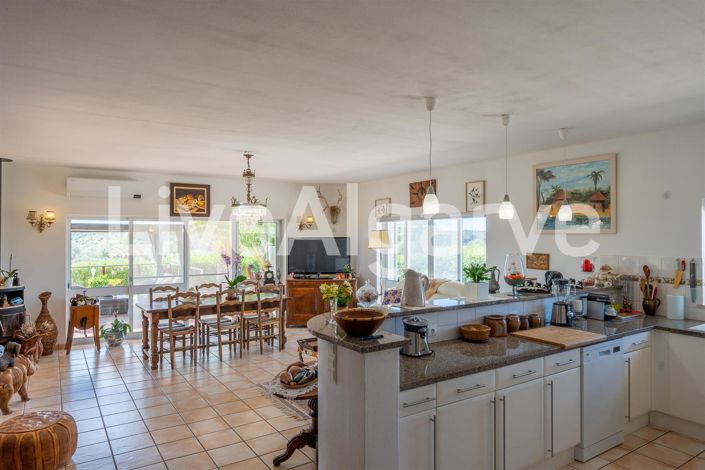 Image No.19-Maison de 4 chambres à vendre à Lagos