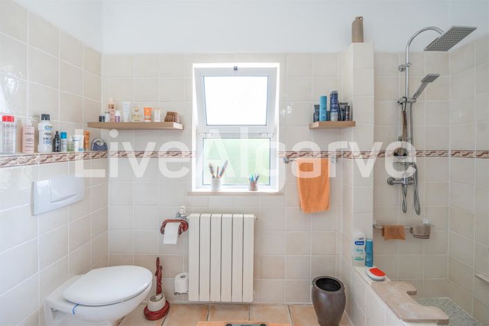 Image No.22-Maison de 4 chambres à vendre à Lagos