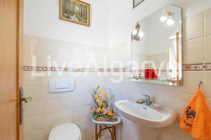 Image No.35-Maison de 4 chambres à vendre à Lagos