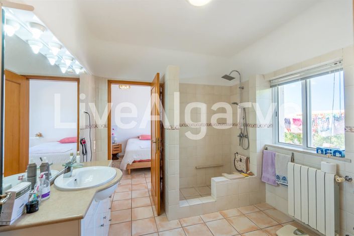 Image No.38-Maison de 4 chambres à vendre à Lagos