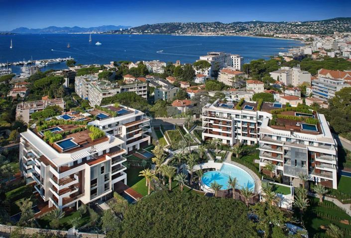 Image No.1-Appartement de 2 chambres à vendre à Antibes
