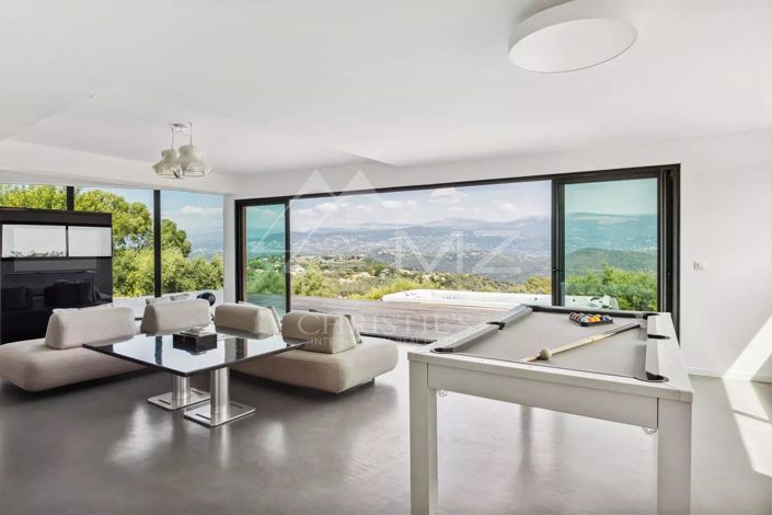 Image No.4-4 Bed House for sale