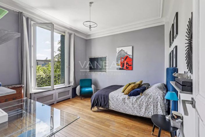 Image No.12-Maison de 5 chambres à vendre à Suresnes