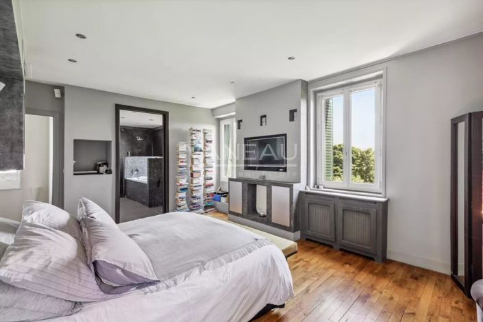 Image No.16-Maison de 5 chambres à vendre à Suresnes