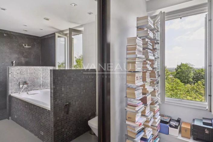 Image No.19-5 Bed House for sale