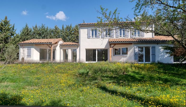 Image No.1-4 Bed House for sale