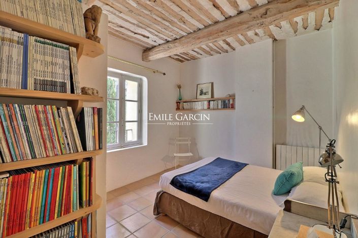 Image No.8-4 Bed House for sale