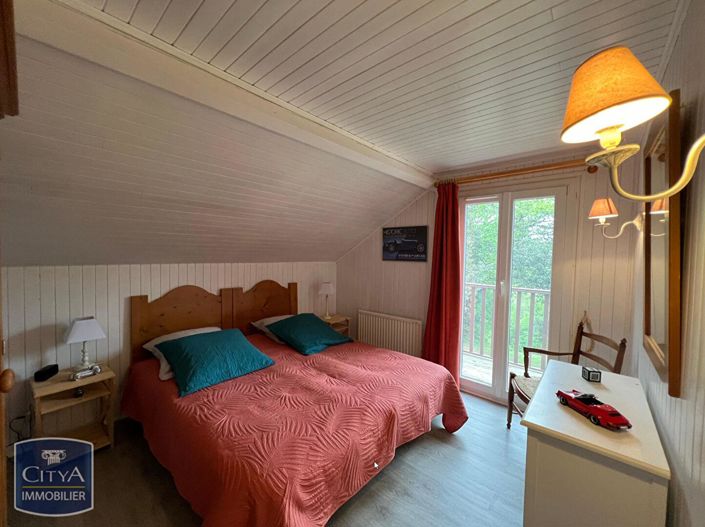 Image No.15-3 Bed House for sale